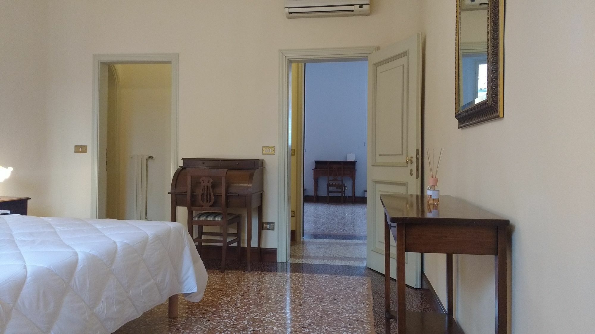 Main Street 59 Apartman Bologna Kültér fotó