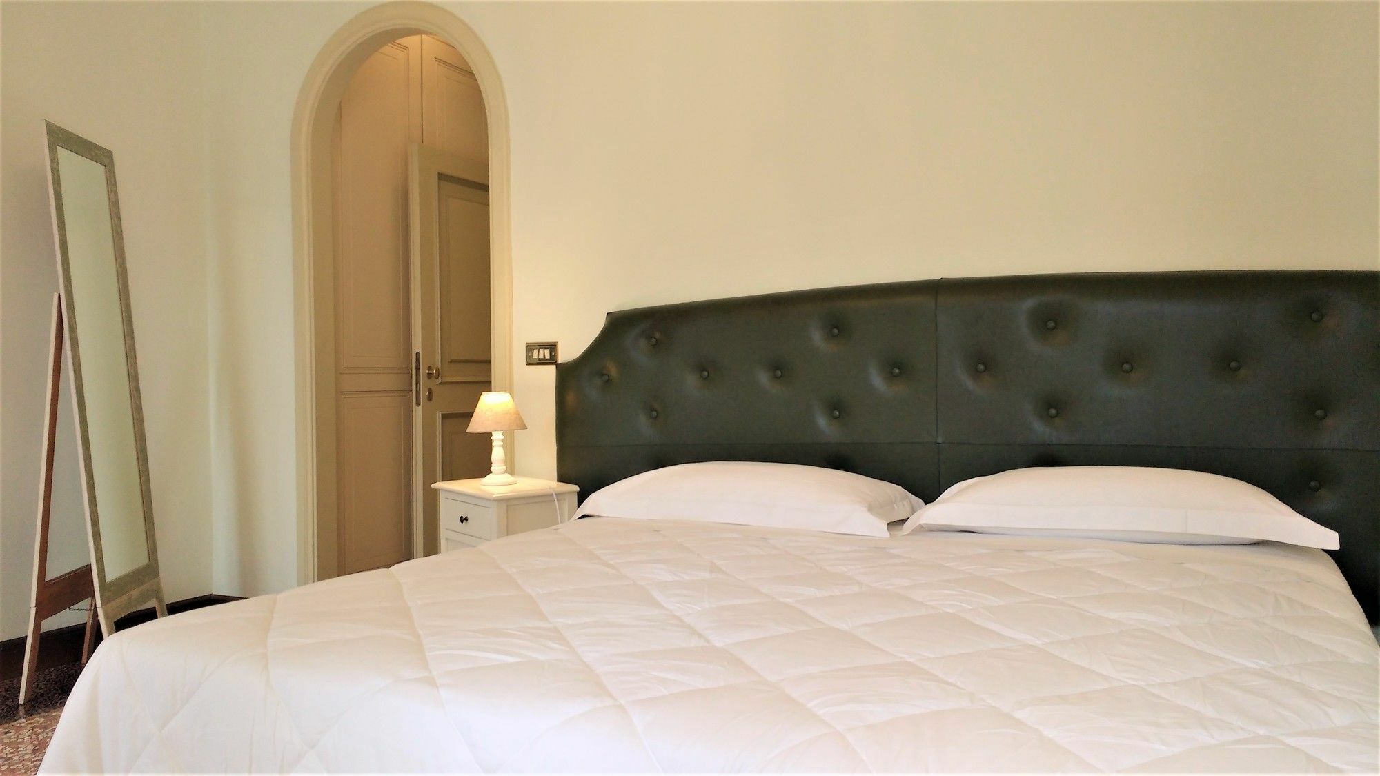Main Street 59 Apartman Bologna Kültér fotó